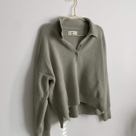 A&F Soft Collection Collared Sweater - Picture 5 of 9